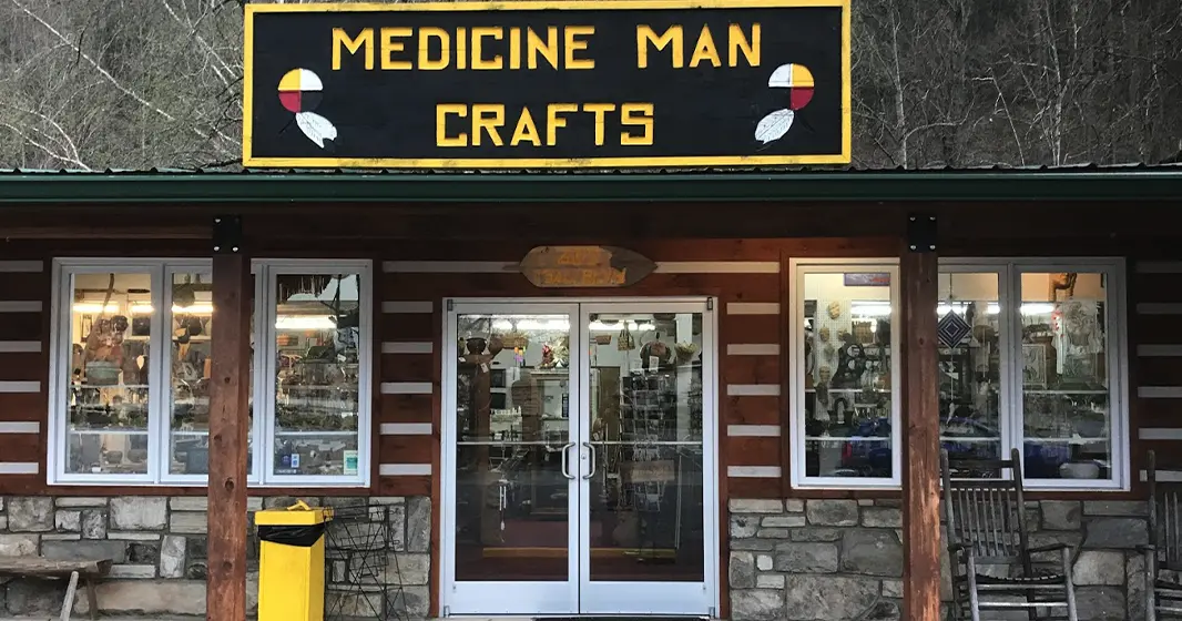 Medicine Man Crafts saves big with a smarter merchant account for small business